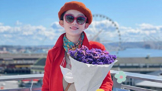 중국인 통역사 셸리 왕  [웨이보]